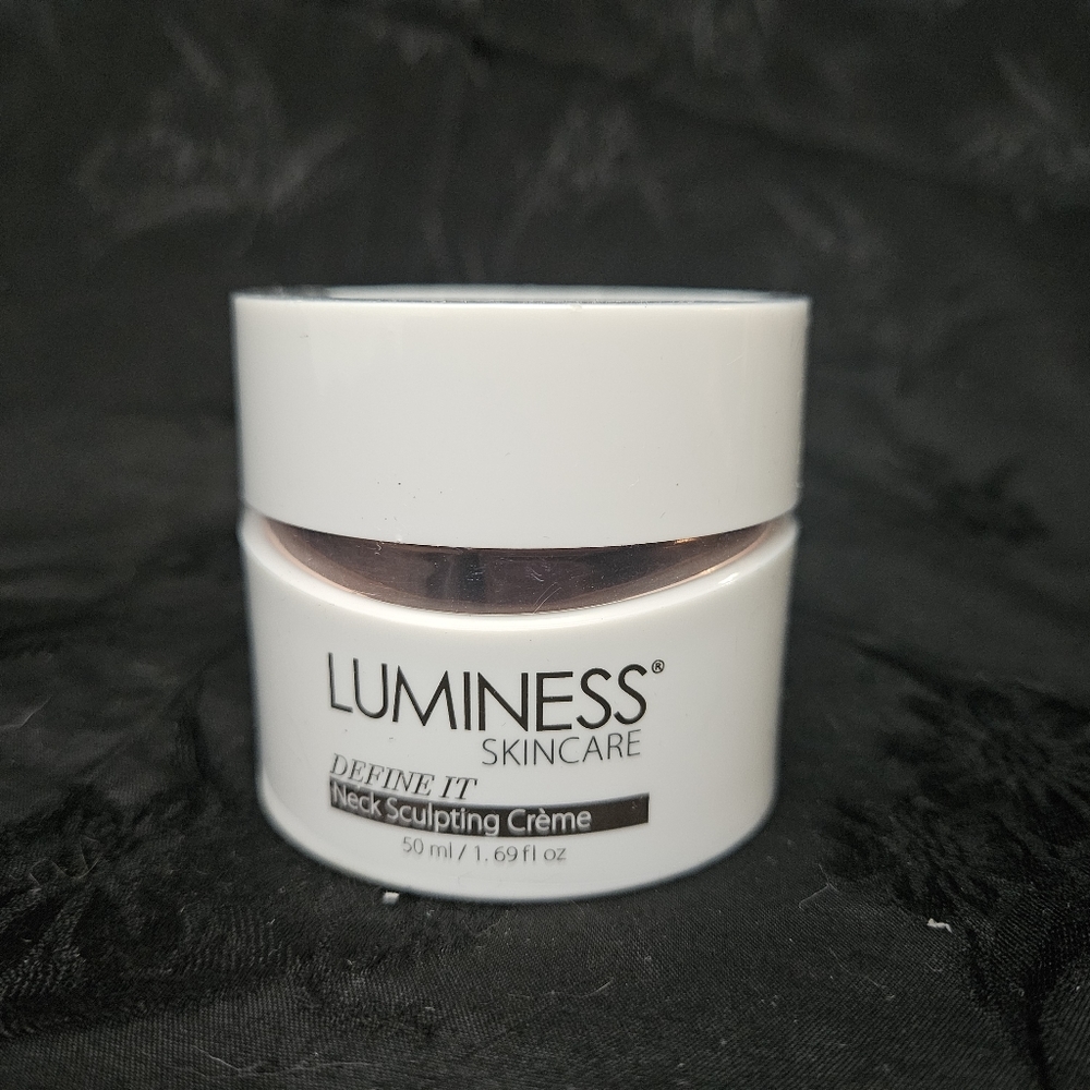 Luminess Define it